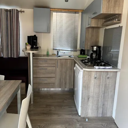Mobilhome Avengers Camping Du Ried Boofzheim Exterior photo